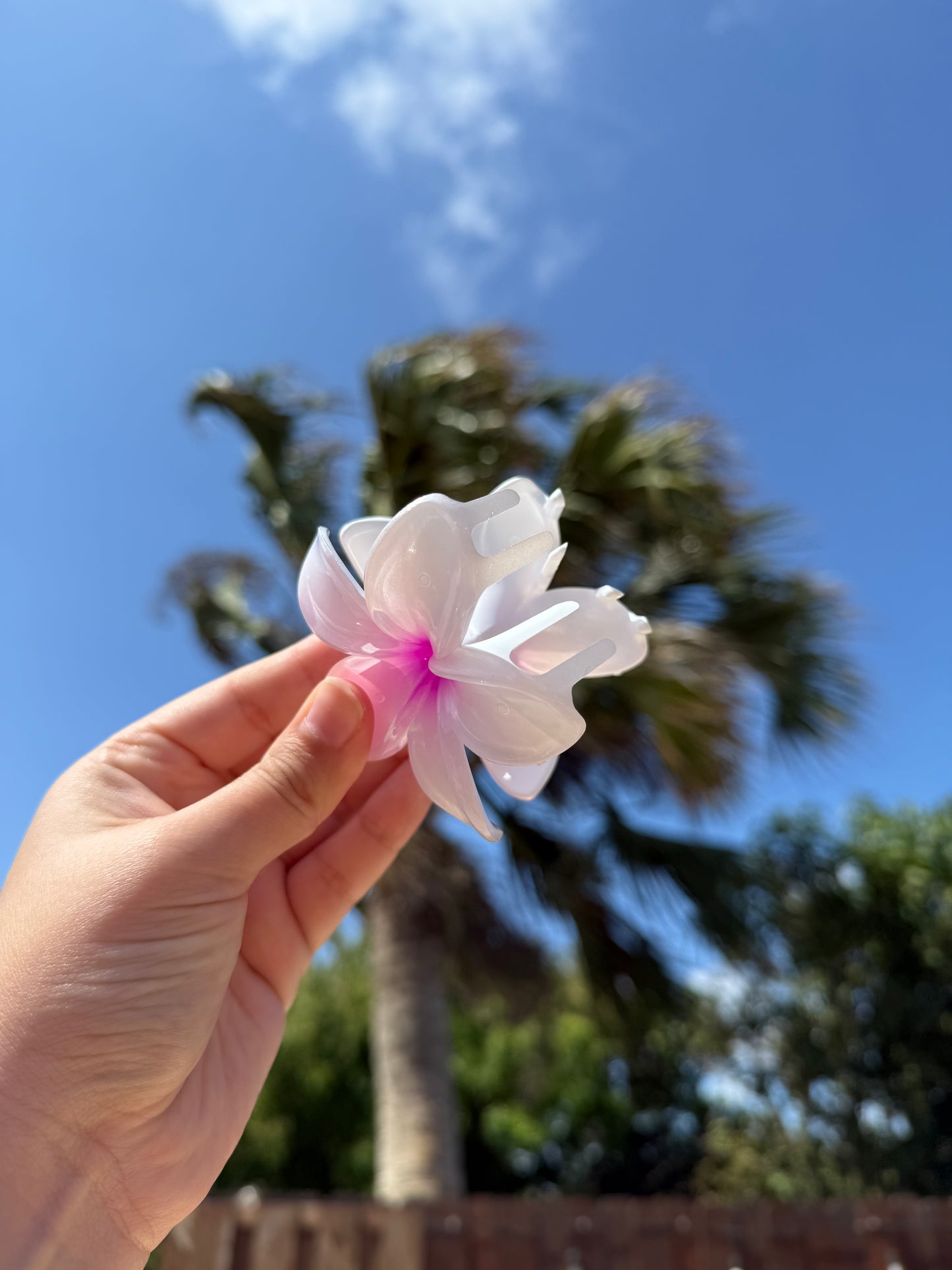 Flower hair claw