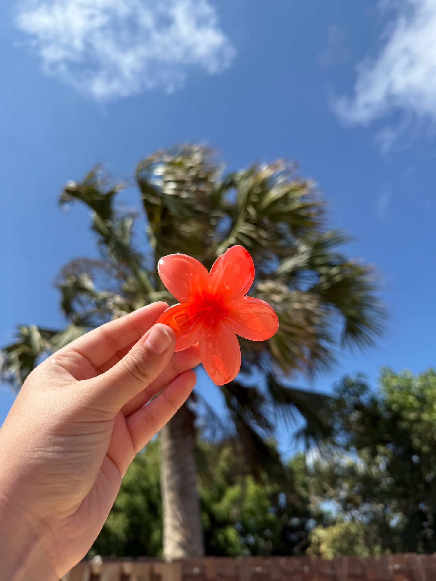 Flower hair claw