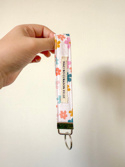 Haci bo curason feliz wristlet keychain