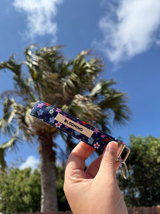 Blooming wristlet keychain