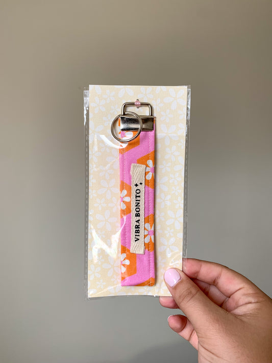 Vibra bonito wristlet keychain