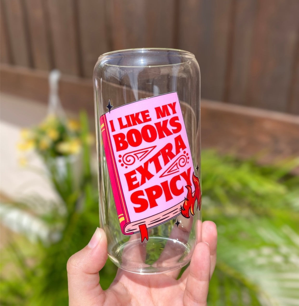Books extra spicy glass cup